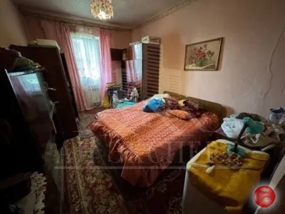 ПРОДАМ 2 -х КОМНАТНУЮ КВАРТИРУ
