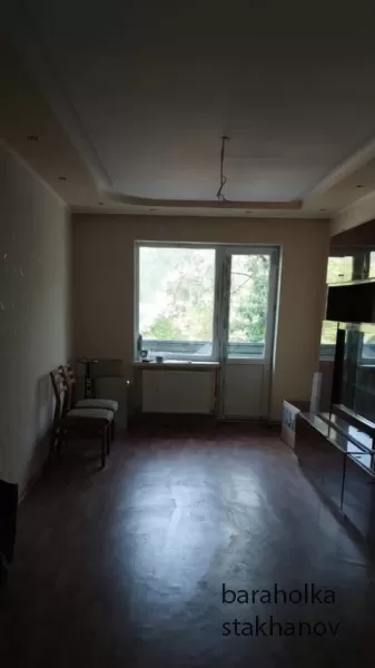 Продам 2 ком. кв в Стаханове
