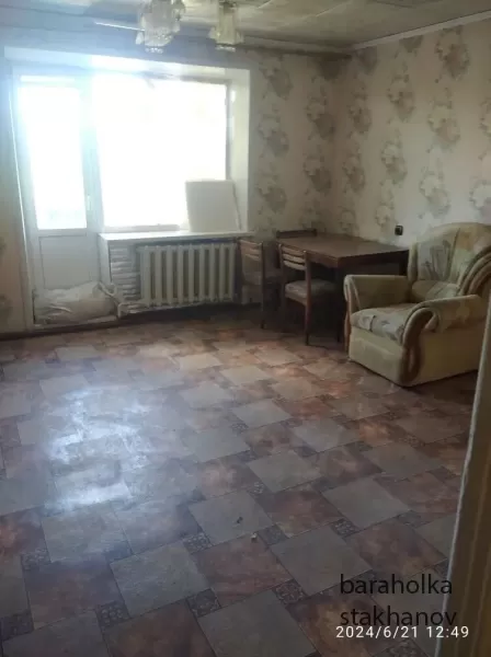 Продам квартиру в Стаханове